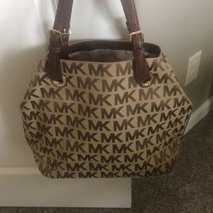 Michael Kora purse